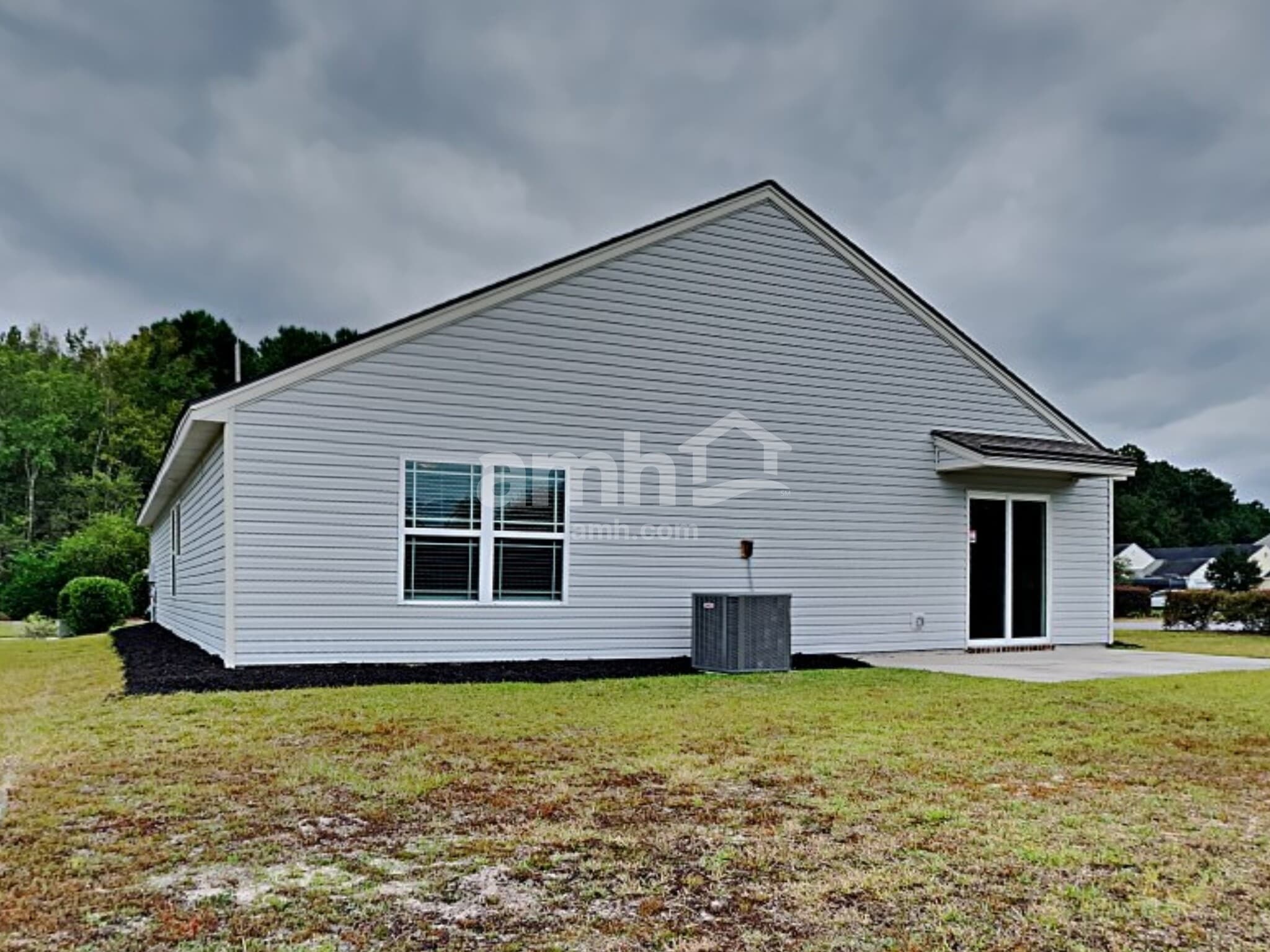 Building Photo - 132 Spring Lakes Dr