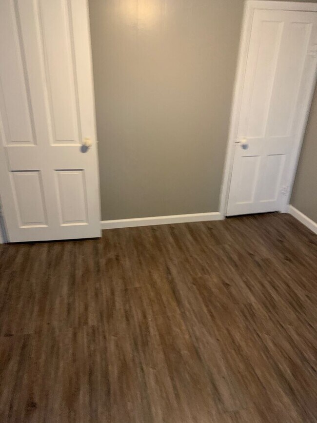 Building Photo - Perfect single family home!