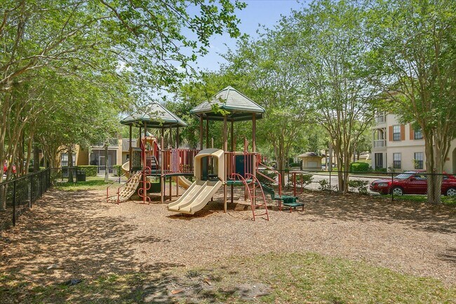 Building Photo - Gated Bartram Park Condo
