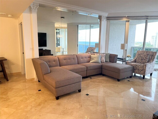 Building Photo - 3100 N Ocean Blvd