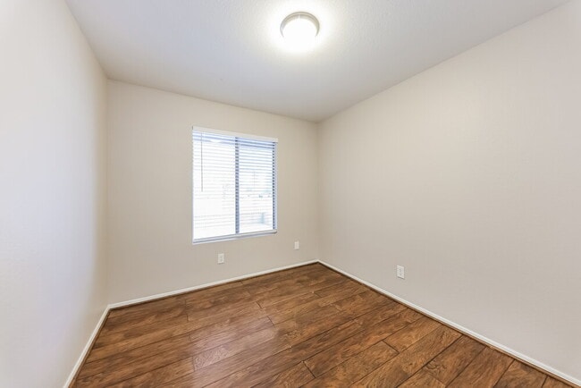 Building Photo - 22381 N 107th Dr