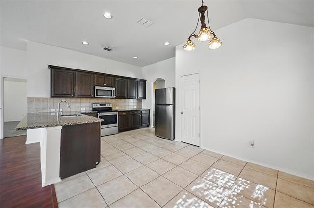 Building Photo - 5140 Bayridge Ct