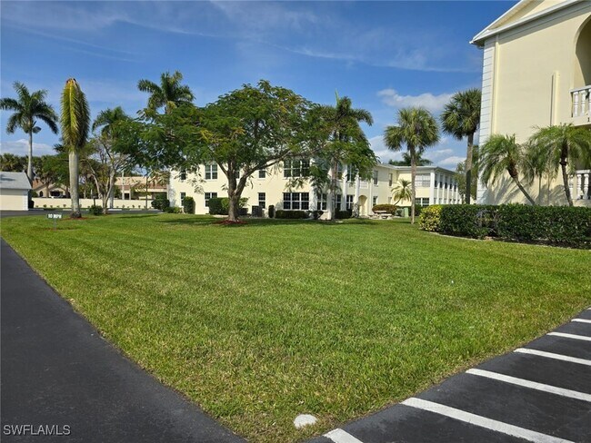 Building Photo - 13511 Stratford Pl Cir