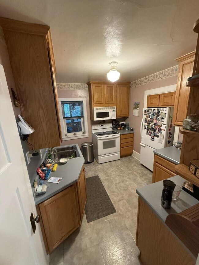 Building Photo - 2 bedroom in Billings MT 59101