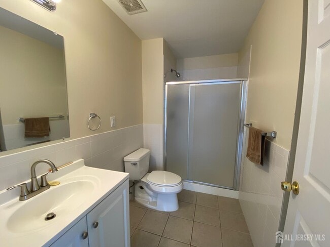 Building Photo - 50 Fisher Dr