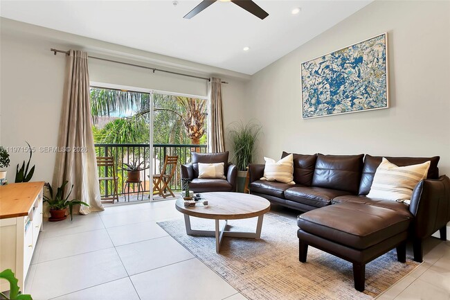 Building Photo - 2009 SE 10th Ave