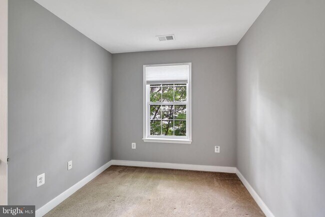 Building Photo - 6052 Ticket Way