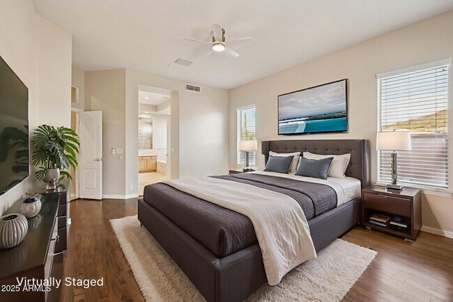 Building Photo - 13945 E Gail Rd