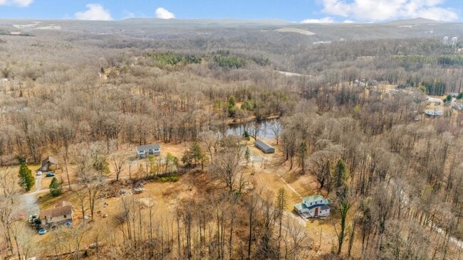 Building Photo - 228 Newcomb Dr