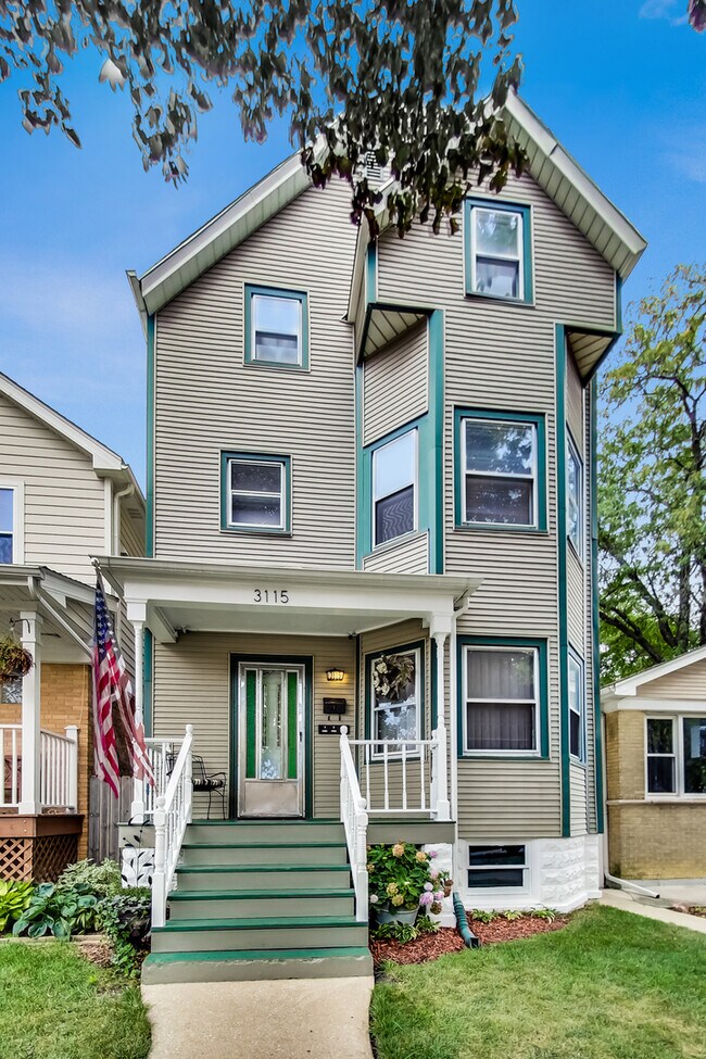 Building Photo - 3115 N Richmond St