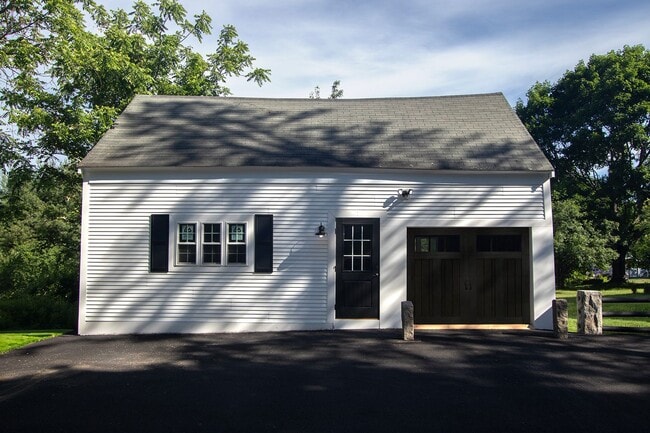 Building Photo - Amazing, Rarely Available Farmhouse with Carriage House and Garage
