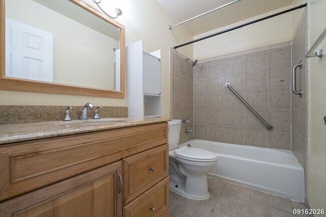 Building Photo - 47-705 Hui Kelu St #3