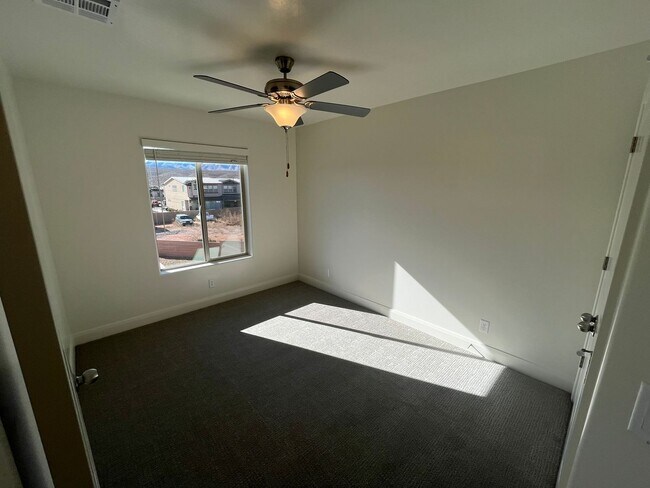 Building Photo - Azalea Beauty!