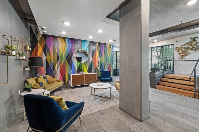 The Ruckus Lofts100 - Yugo Austin Nueces