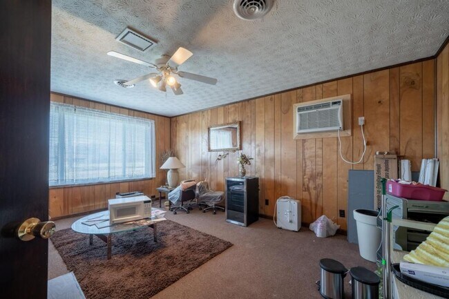 Building Photo - 158 New Beason Well Rd, Kingsport Tn 37660