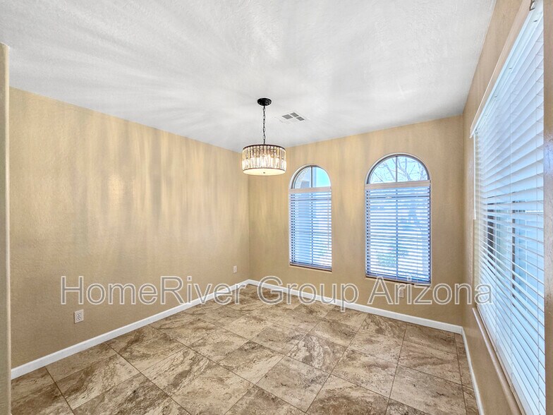 Building Photo - 29197 N Yellow Bee Dr