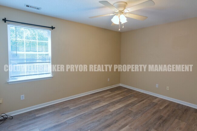 Building Photo - 1240 N Concord Rd