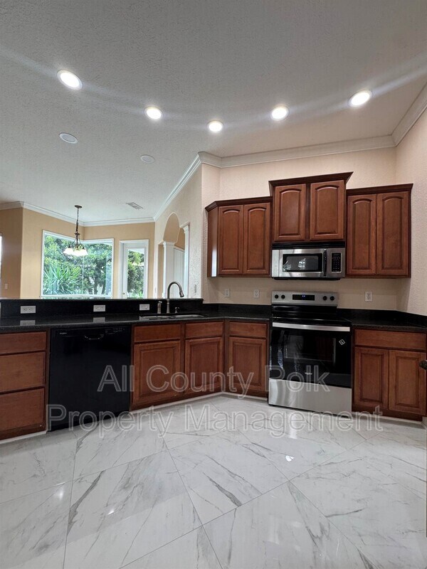 Building Photo - 2948 Vintage View Cir