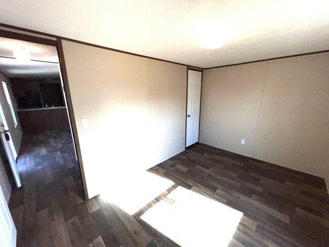 Building Photo - Oxford Estates - Lot 25