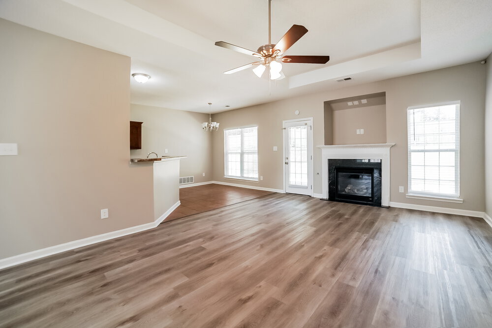 Building Photo - 2477 Torrington Way