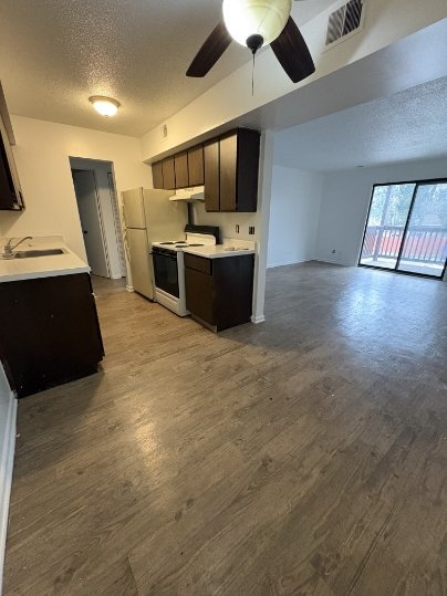 Building Photo - 1306 W Michigan Ave