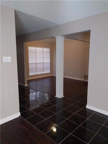Building Photo - 610 Buttercup Cir
