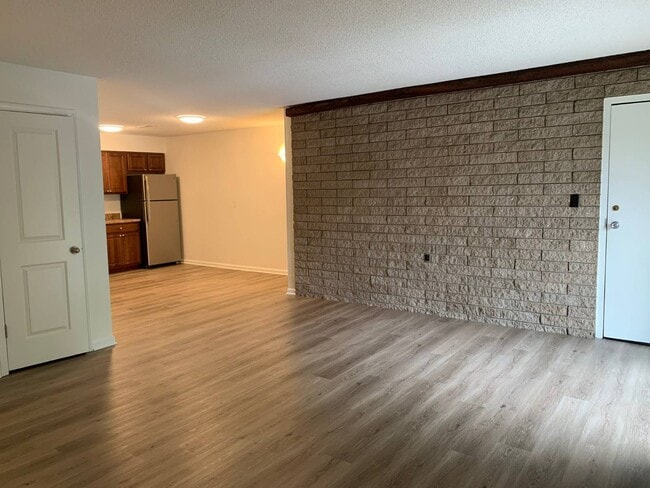 Building Photo - 1552 Helderberg Ave