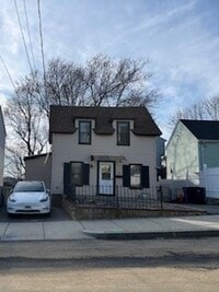 Building Photo - 75 Summer St