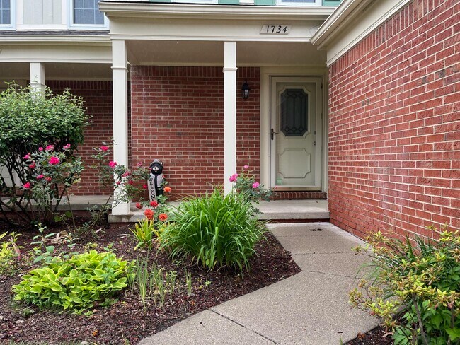 Building Photo - 1734 Christopher Dr