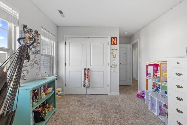 Building Photo - 3 Bedroom + Bonus Room Home with Main Floor Primary Suite & Community Pool Access