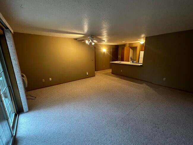 Primary Photo - 9748 Island Estates Pl