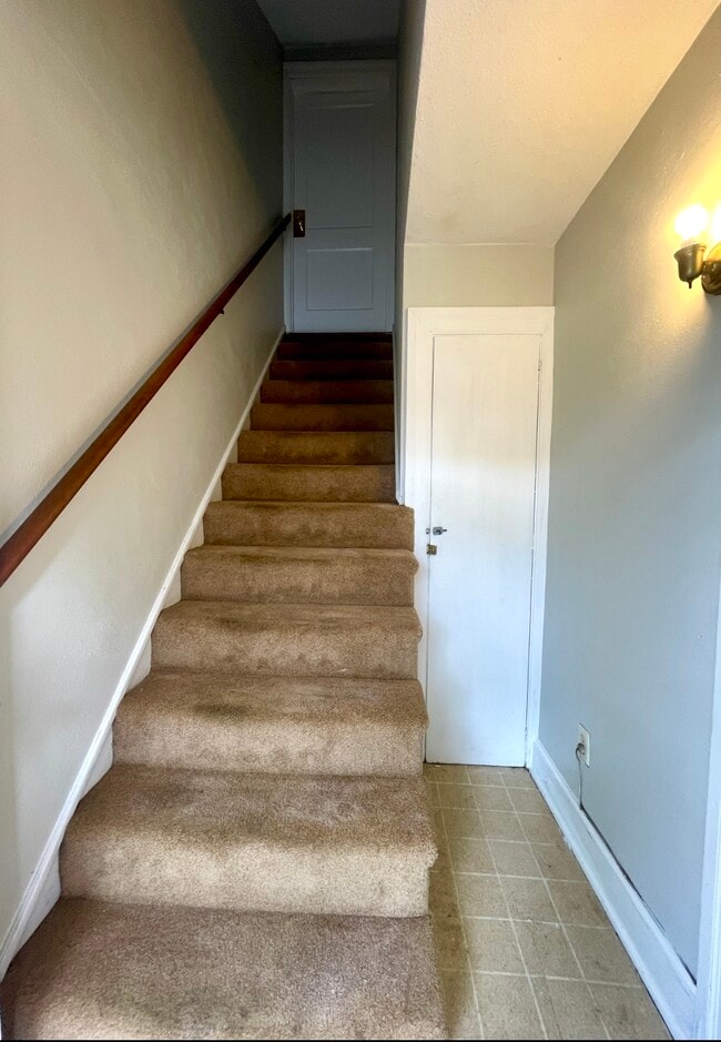 Building Photo - VP Real Estate 21
