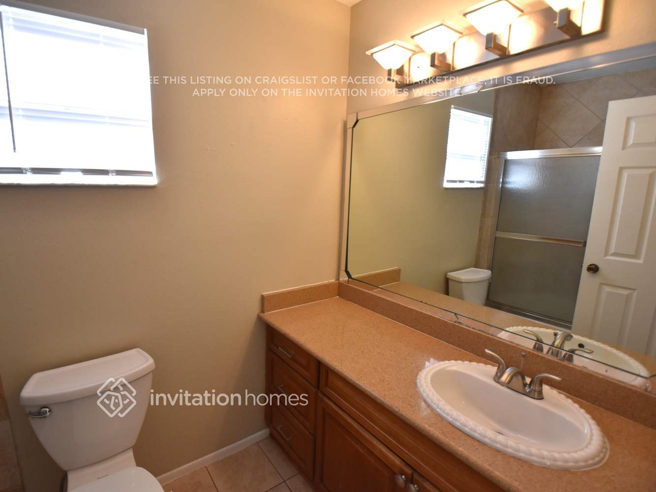 Building Photo - 1737 Grand Oak Dr