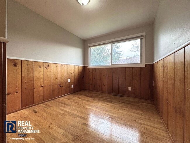 Building Photo - Charming 3 Bedroom Rambler in North Tacoma!