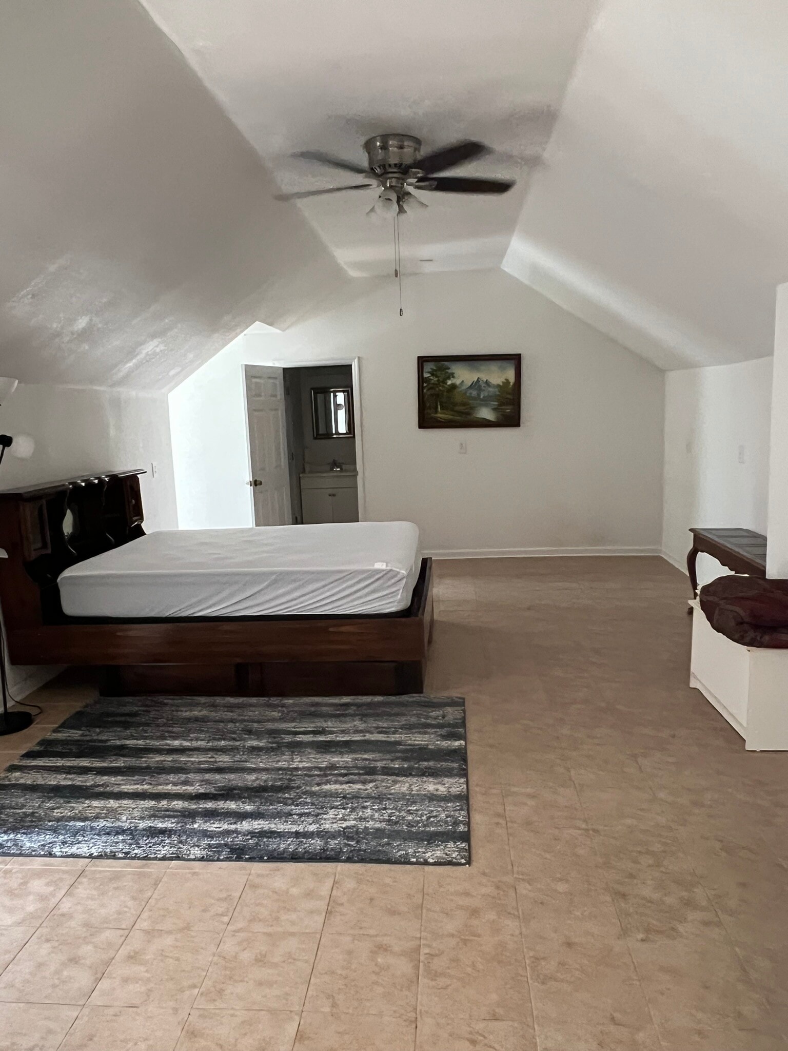 Bedroom with Queen bed - 2540 Greenwood Dr