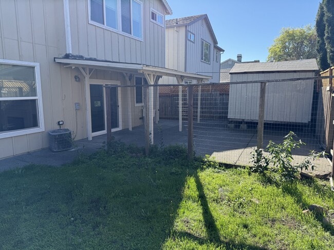 Building Photo - 4233 Quimby St