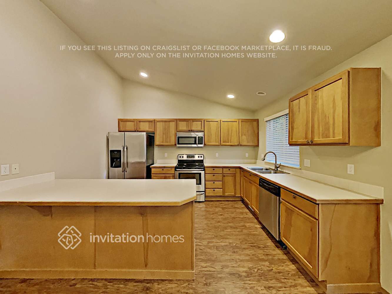 Building Photo - 2701 59th Ave NE