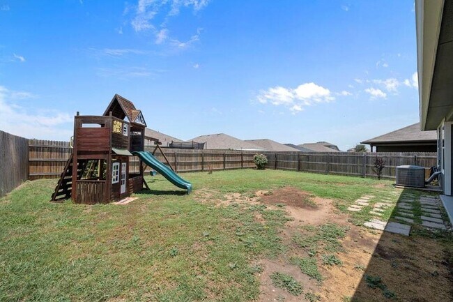 Building Photo - 144 Sulphur River Lp