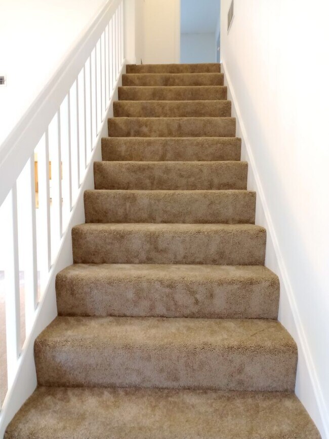 Building Photo - 3527-3529 Prescott Dr.