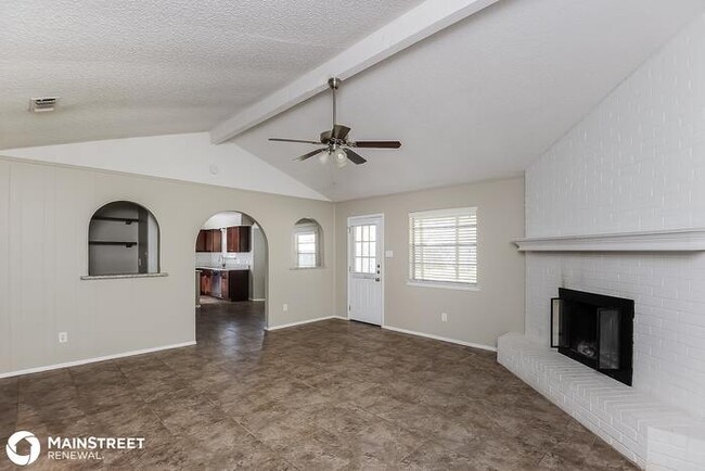 Building Photo - 8805 Main St, North Richland Hills, TX 76182