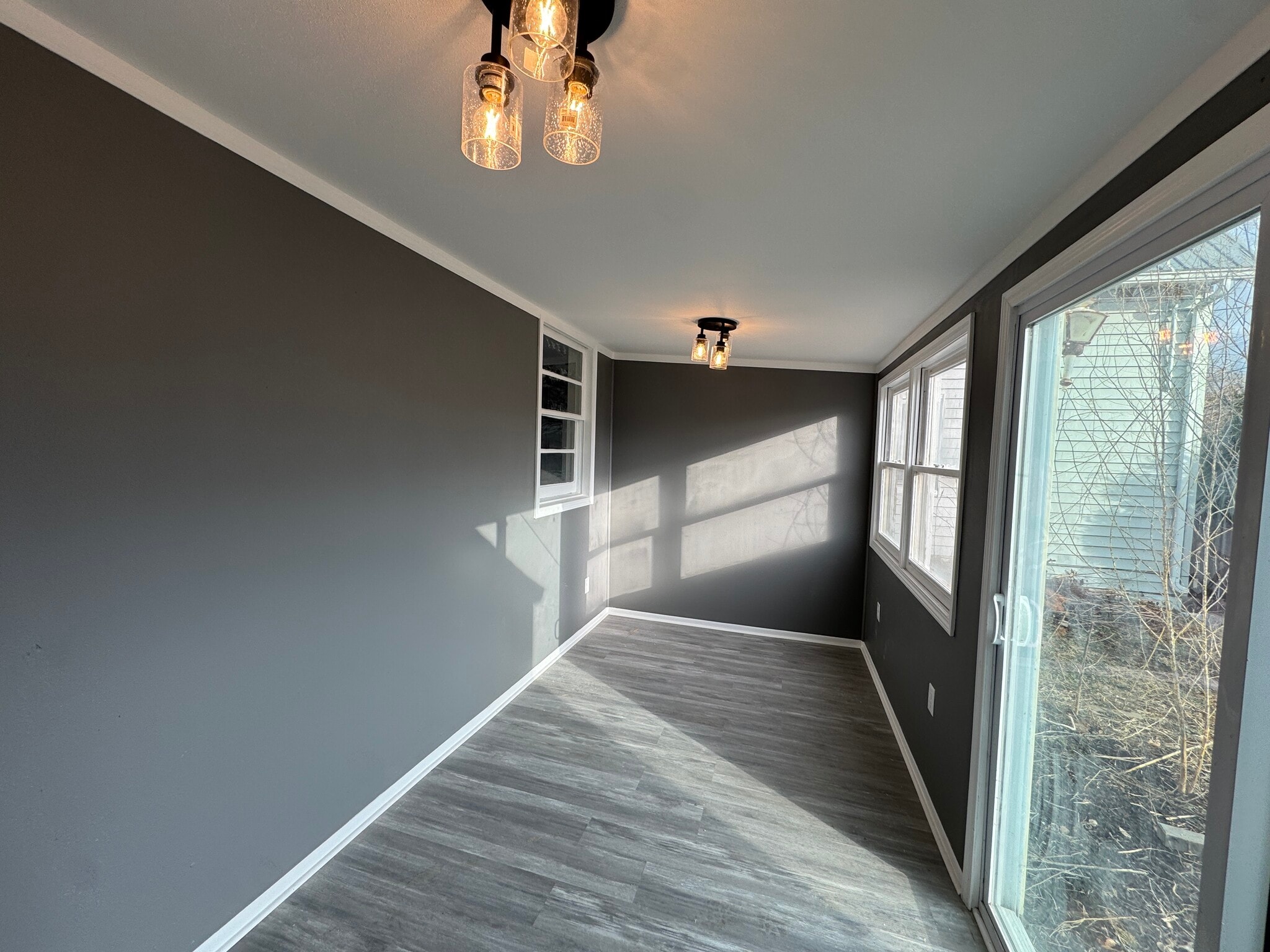 Building Photo - 1206 9th Ave