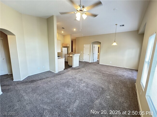 Building Photo - 6570 Bucking Horse Ln