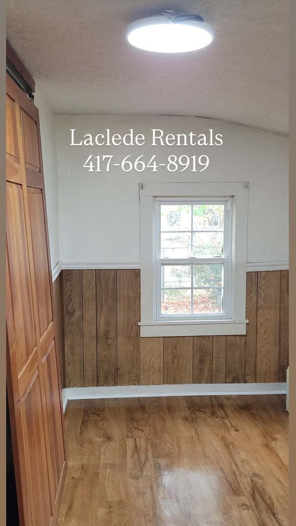 Building Photo - 2 BEDROOM 1 BATHROOM HOUSE.