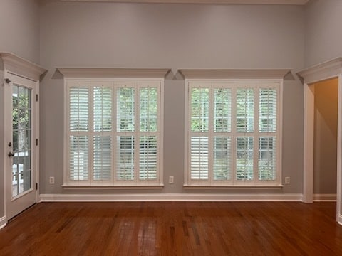 Building Photo - 317 Willow Lake Dr