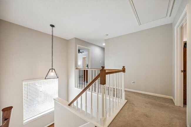 Building Photo - 1122 Daria Dr