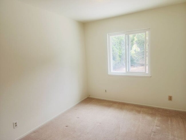 Building Photo - 21632 Audubon Way