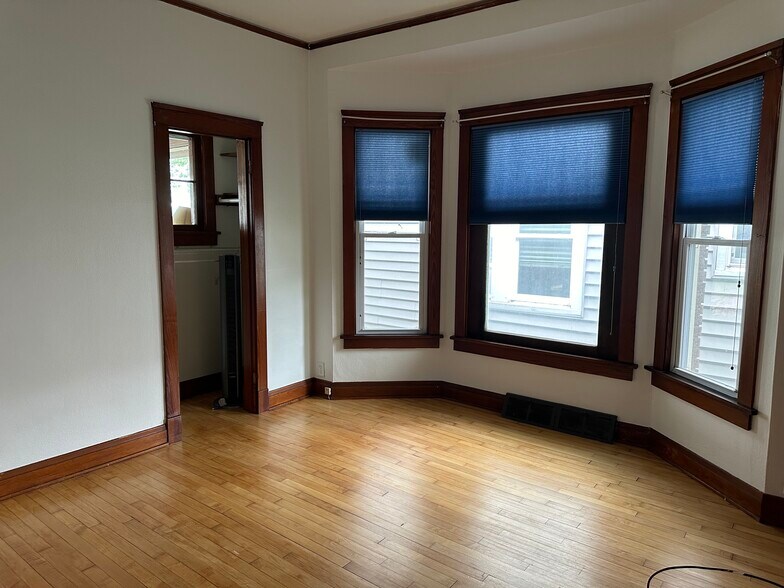 Bedroom 1 - 524 W Shore Dr