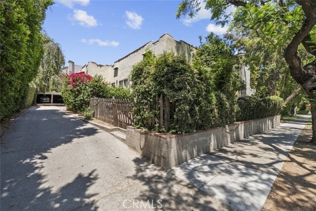 Building Photo - 475 E Del Mar Blvd