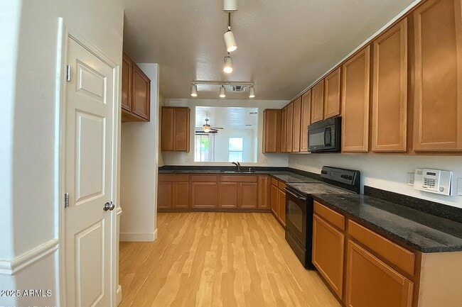 Building Photo - 6311 S 44th Ave