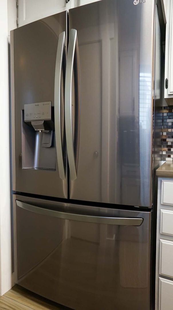 Building Photo - First Time on the Market